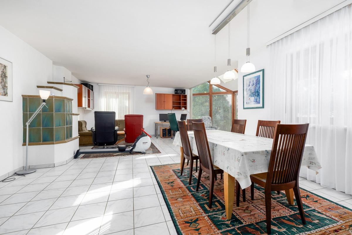07 Wohnzimmer