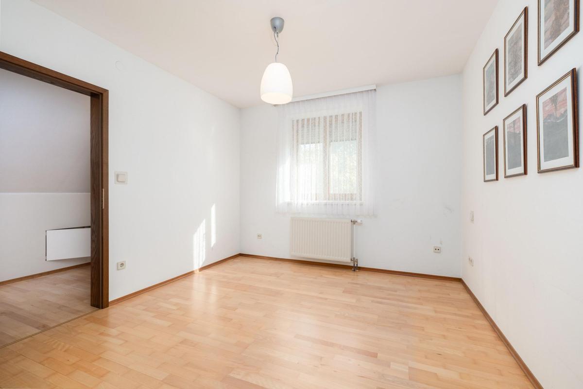 18 Schlafzimmer OG