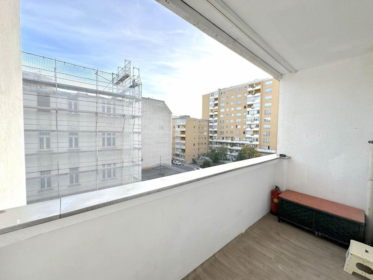 11_Loggia