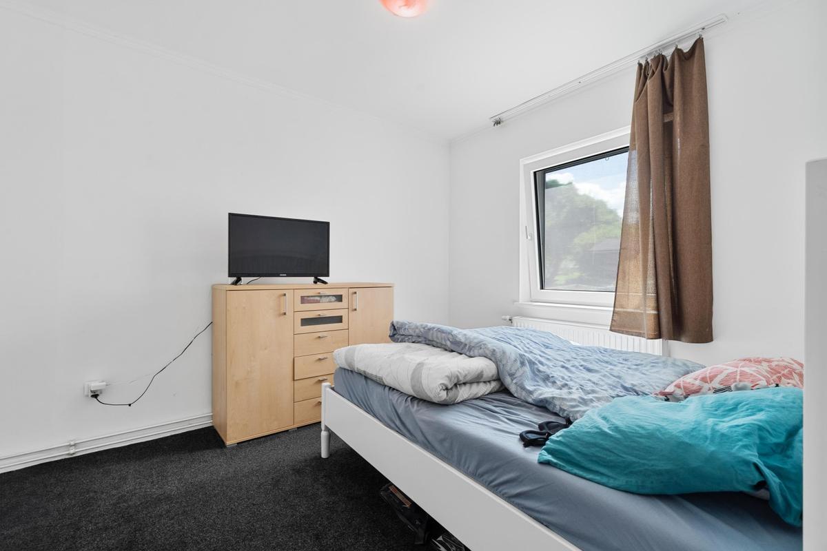 12 Zimmer EG