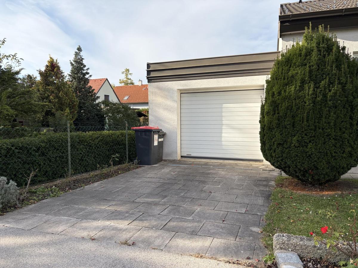 28 Garage