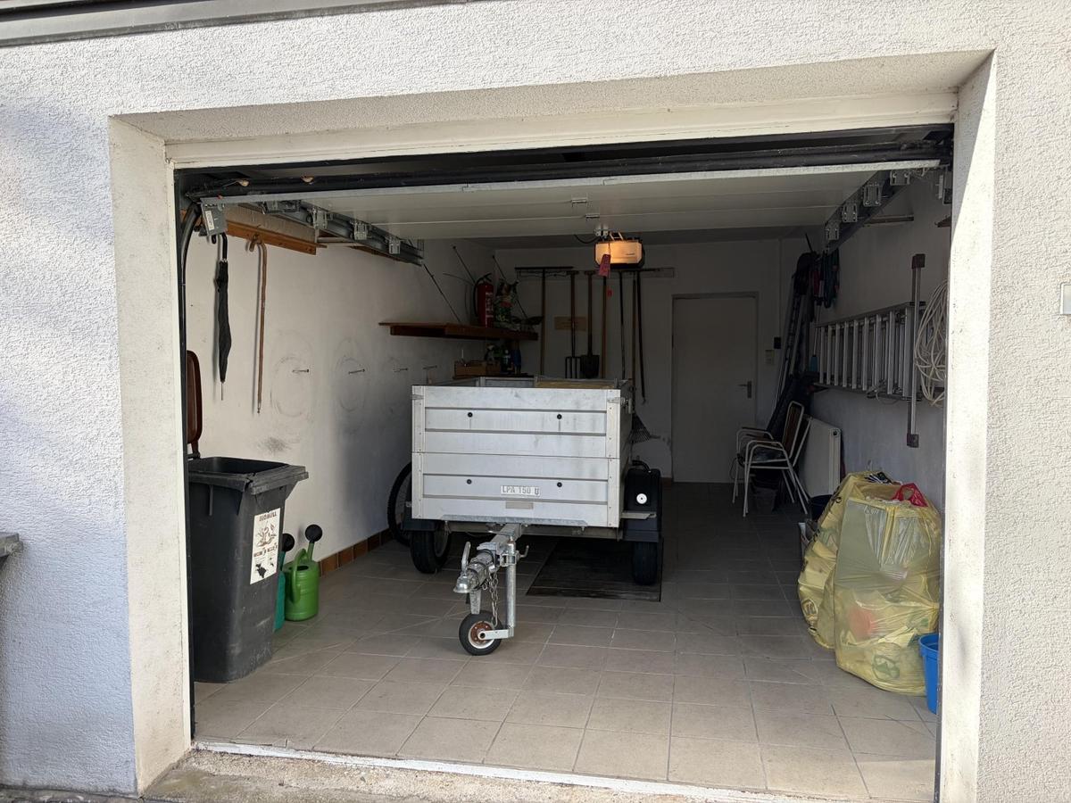 29 Garage