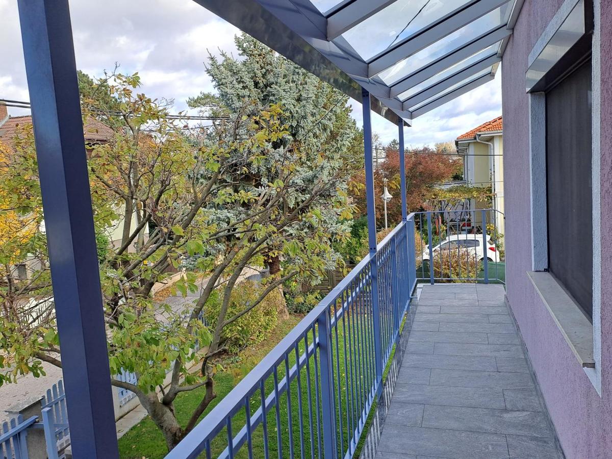 eigener Zugang bzw. Balkon