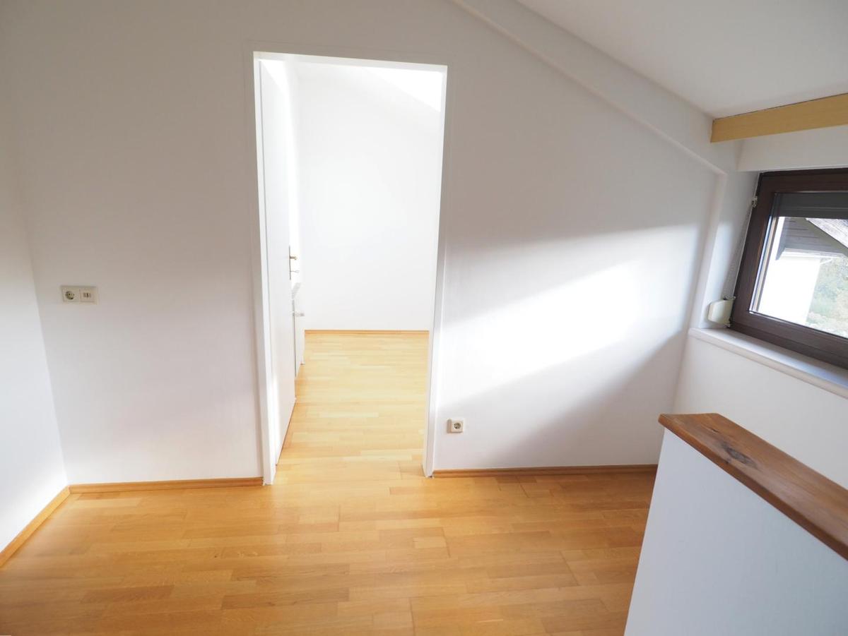 alle Räume zentral begehbar