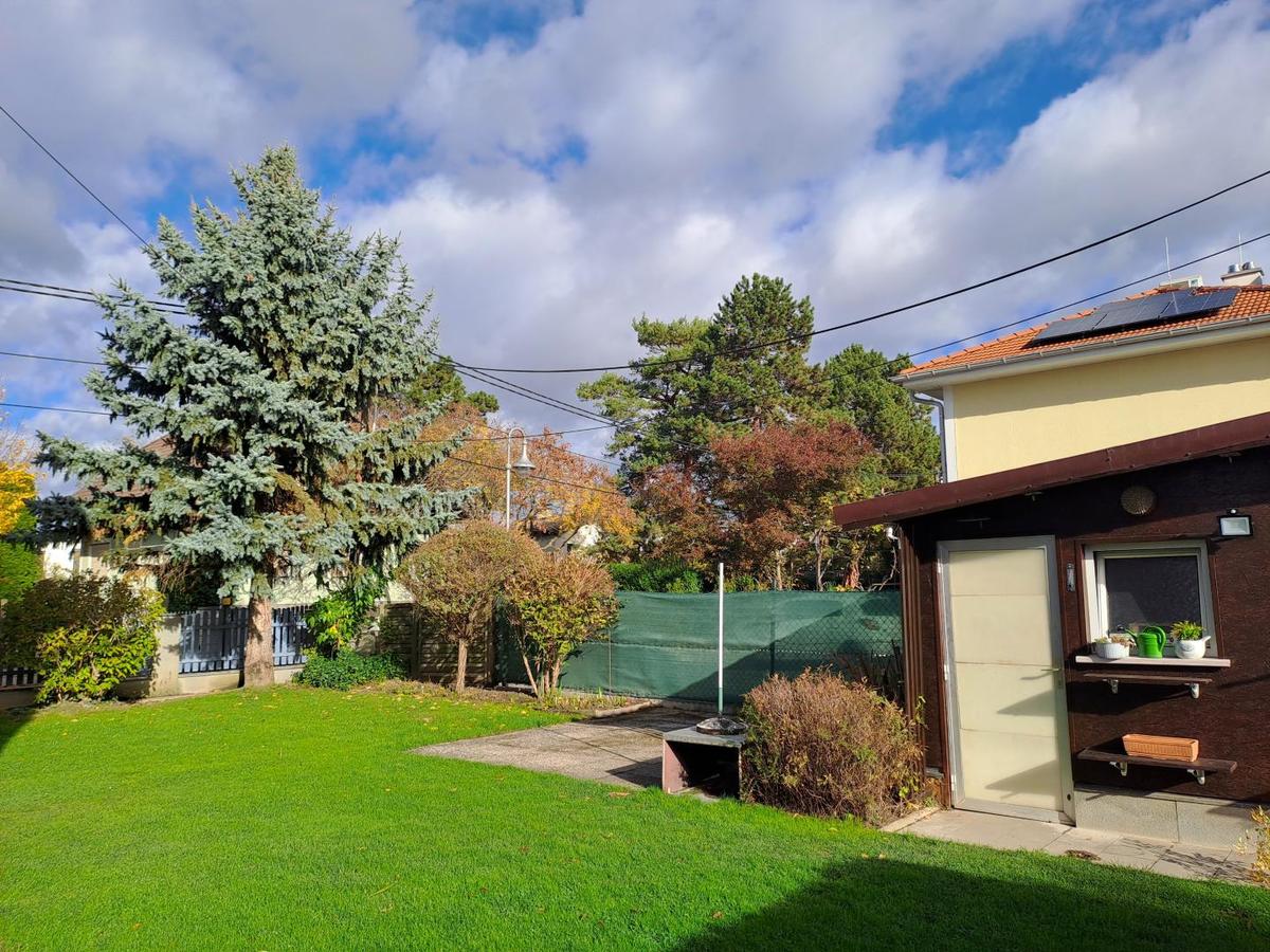 erholsame Gartenterrasse