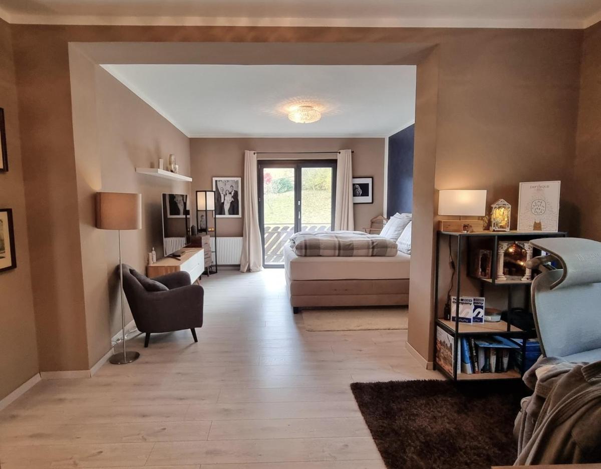 Masterbedroom mit Bad en suite, OG