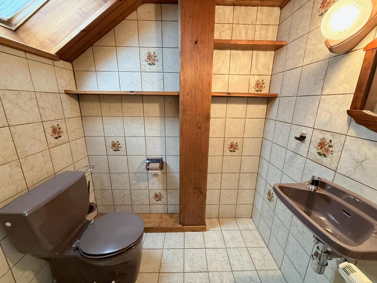 WC mit Fenster :Haus 2