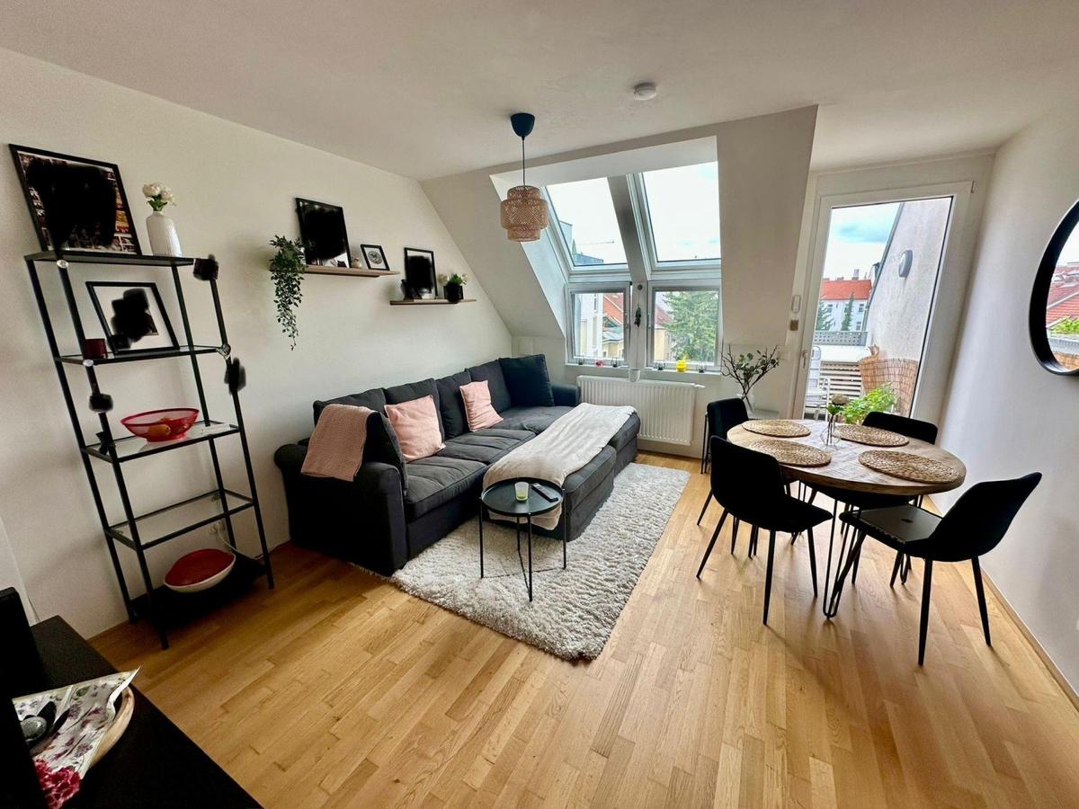 Fotos der aktuellen Mieterin