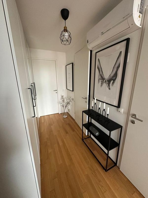 Fotos der aktuellen Mieterin