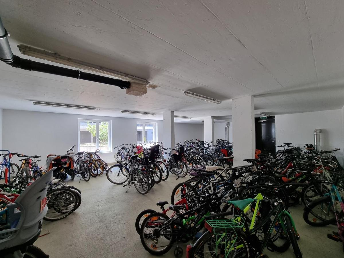 großer Fahrradraum (2)