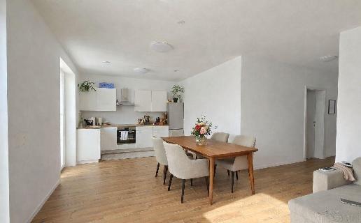 02 Wohnzimmer - KI-bearbeitet