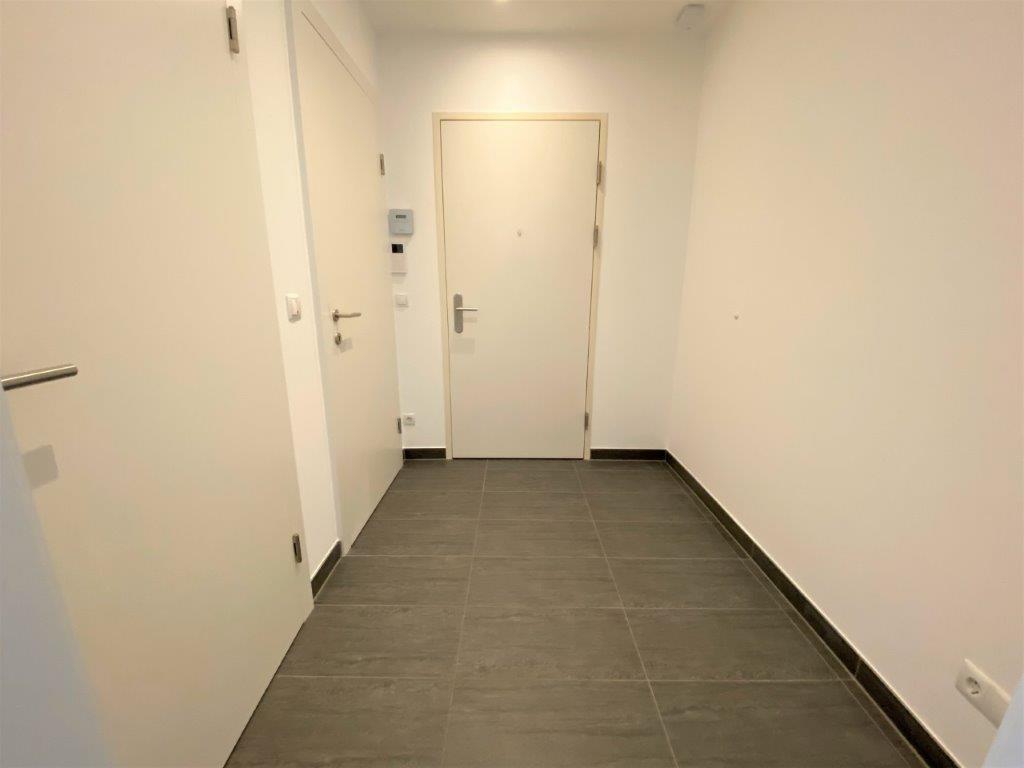 Vorraum mit Spotbeleuchtung