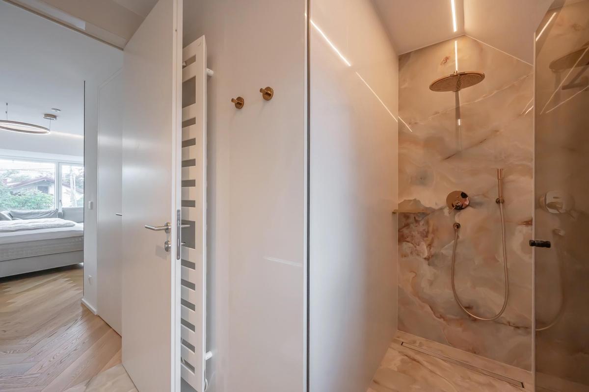 Erstes Bad Obergeschoss