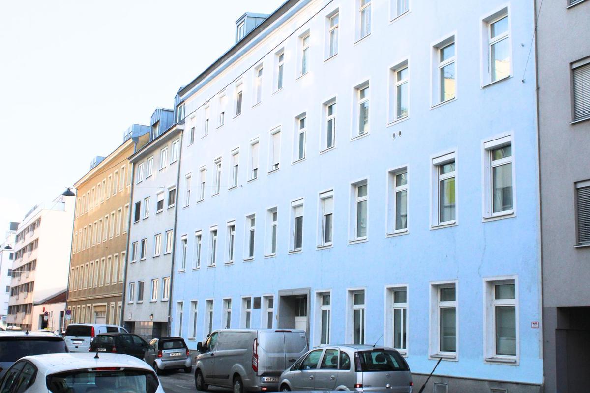 14_Straßenansicht_1