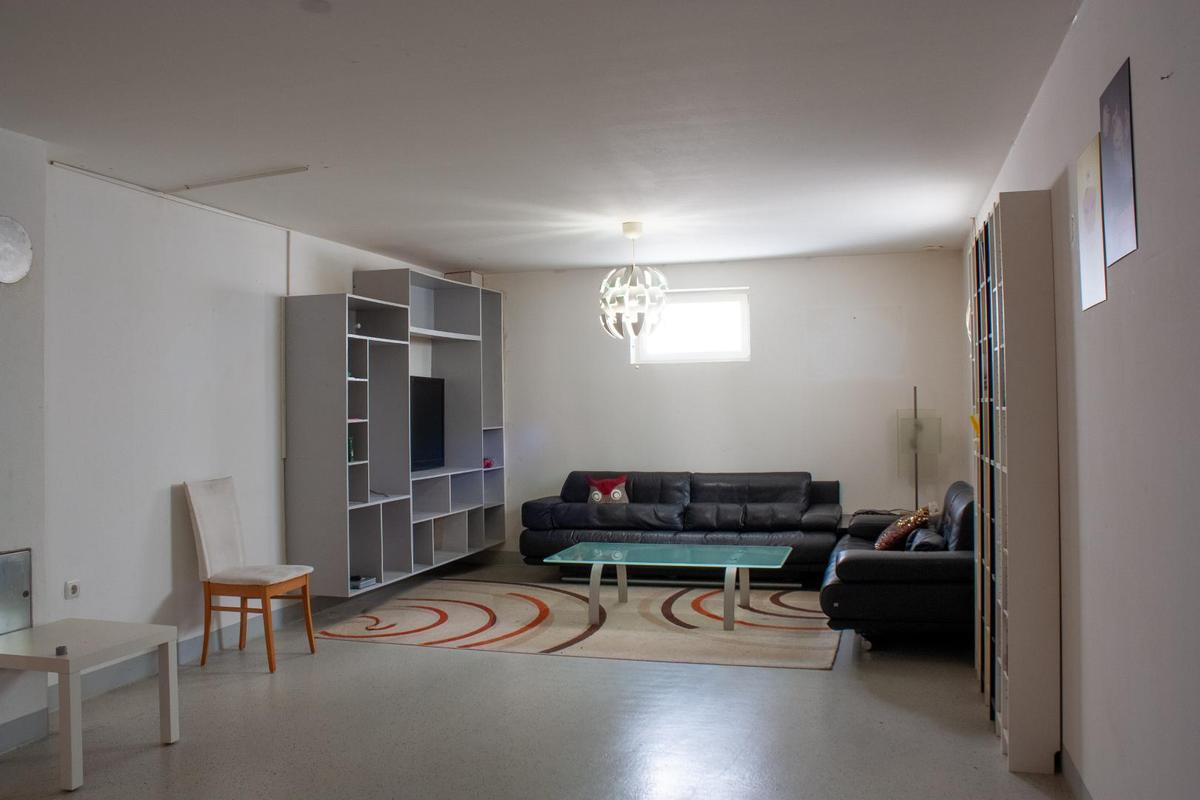 Kellerraum Sitzbereich