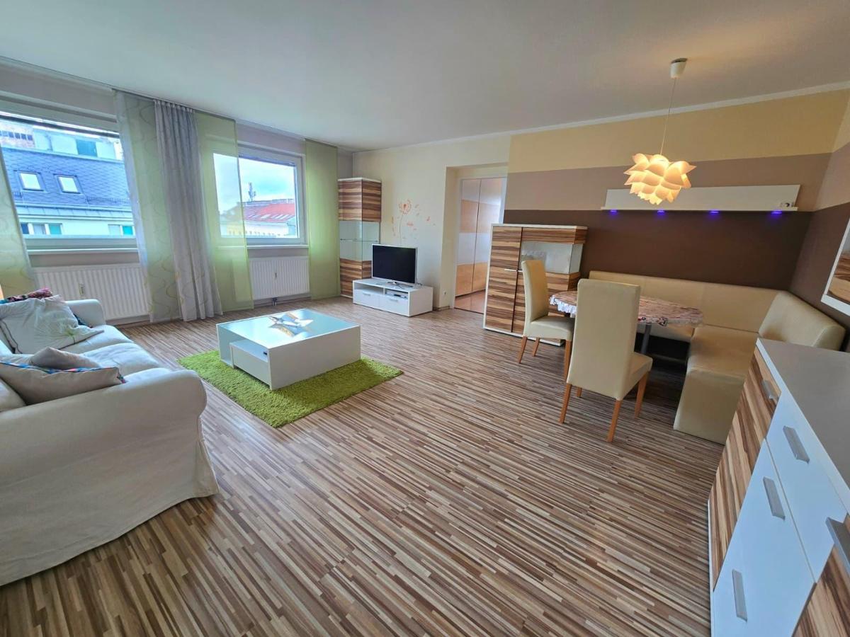 01_Wohnzimmer