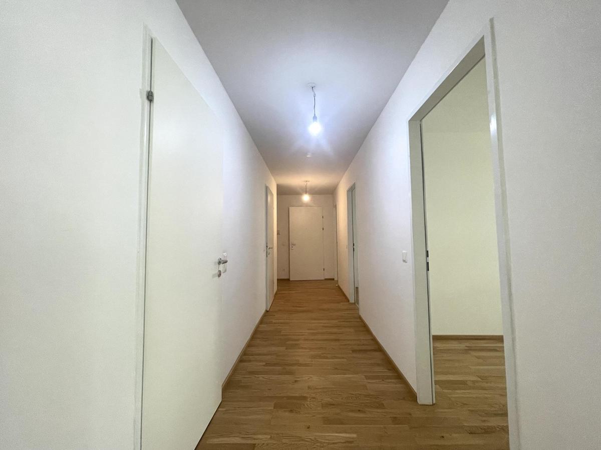 zentral begehbar