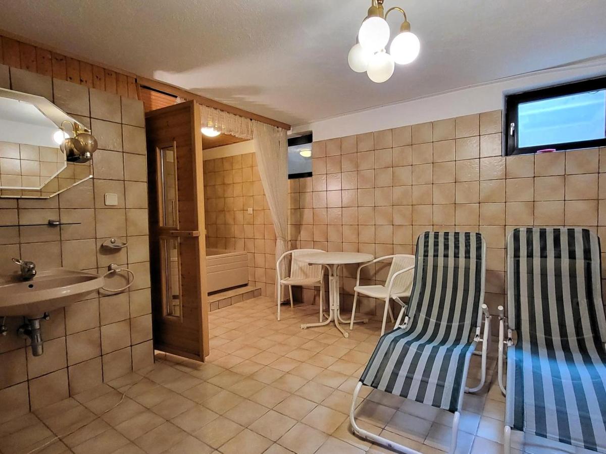 11 Sauna u. Wellness (1)