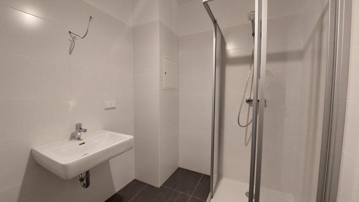 7 Badezimmer MTW 2201