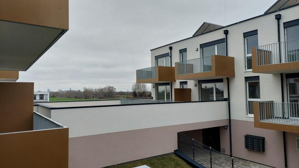 10 Ausblick West Balkon MTW 2201