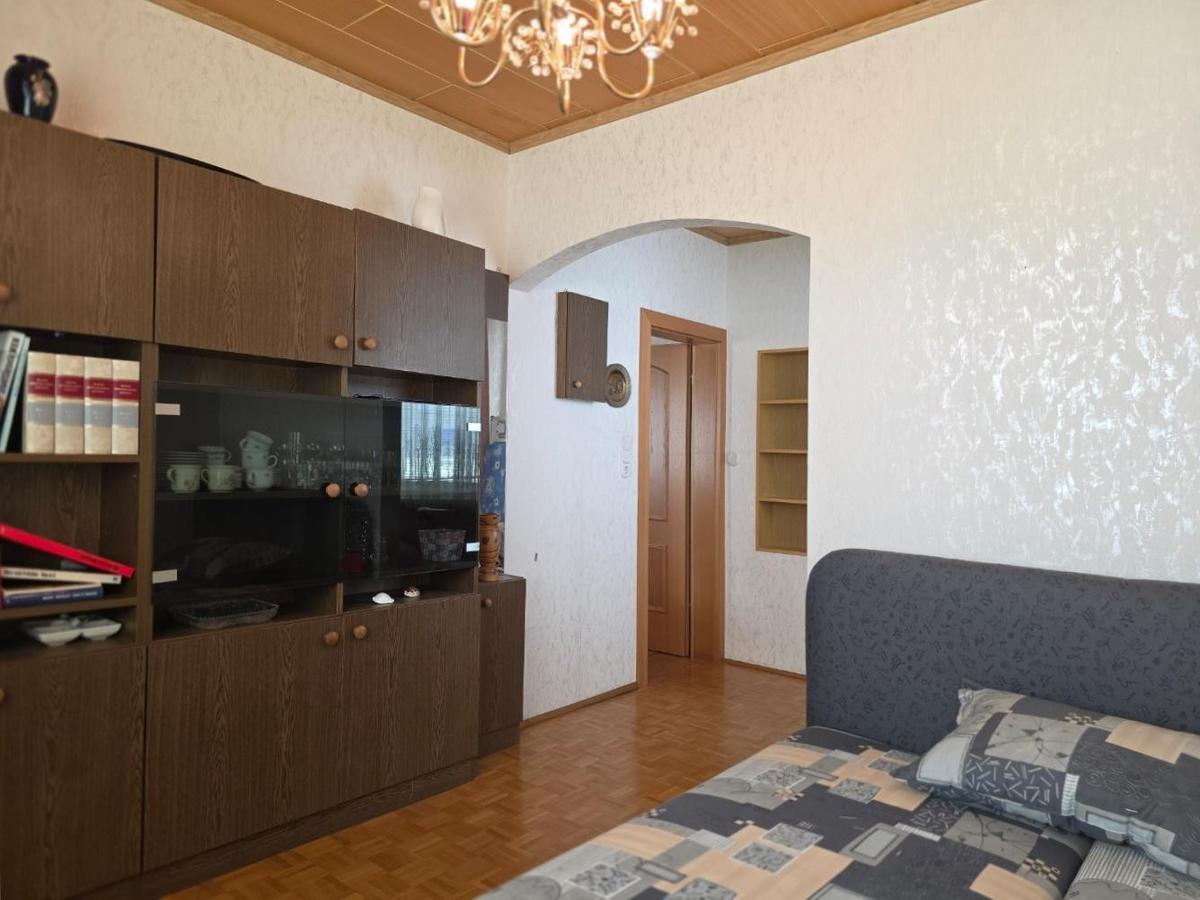05 MFH 2000 Stockerau - Jugendzimmer