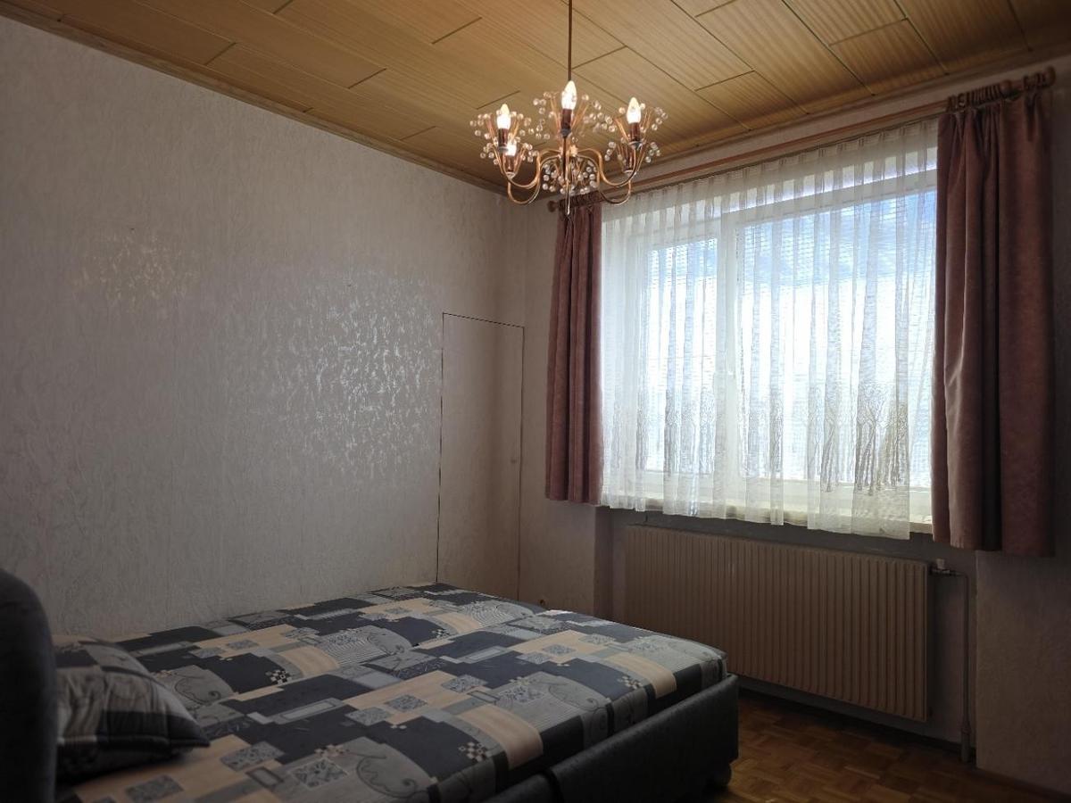 06 MFH 2000 Stockerau - Jugendzimmer
