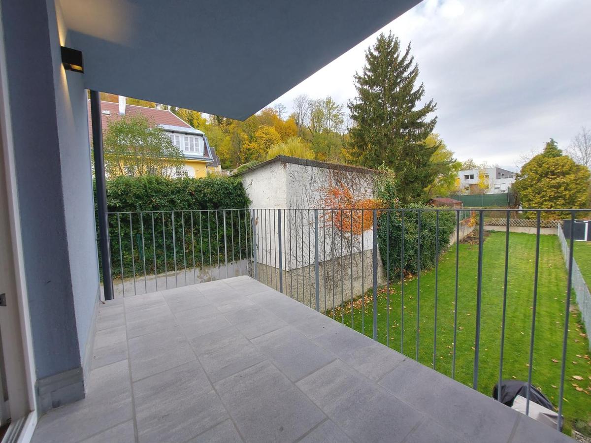 großzügiger Balkon