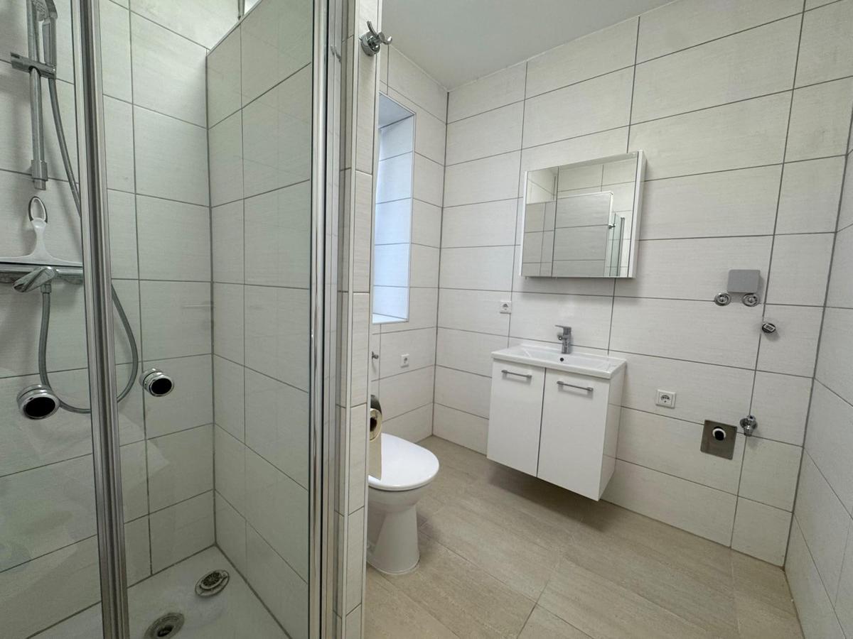17 Badezimmer - OG