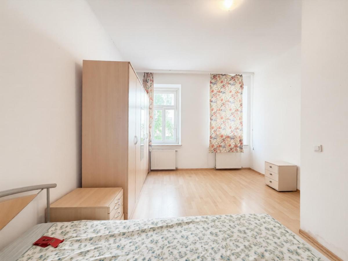 Wohnbereich/WG Zimmer