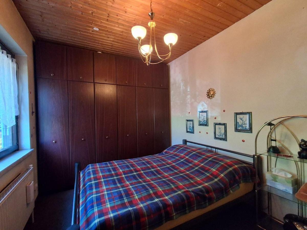 11 Schlafzimmer 1220