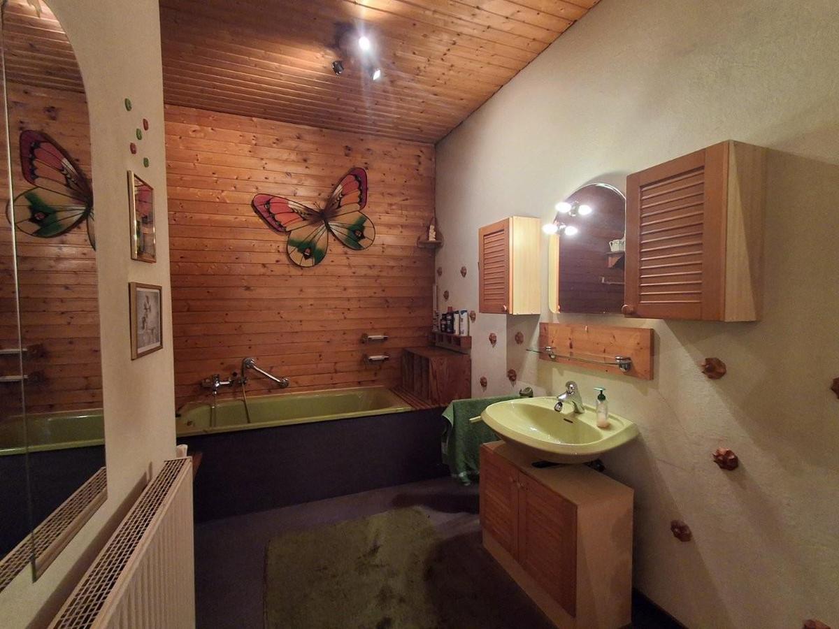 12 Badezimmer EFH 1220
