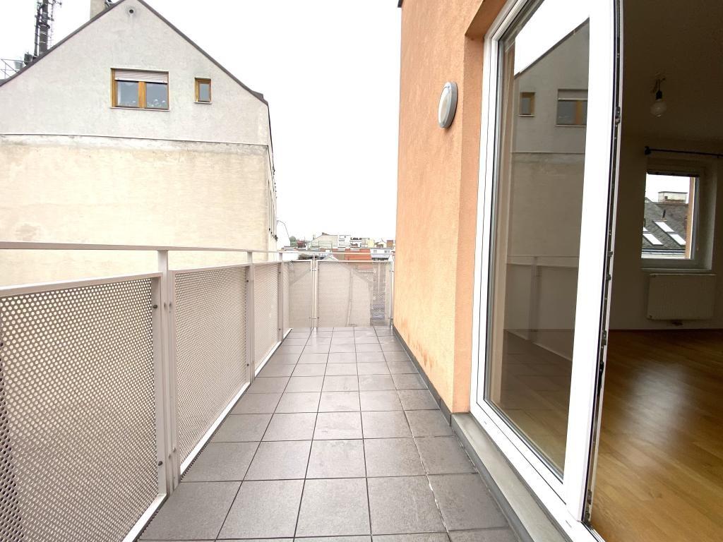 super großer Balkon