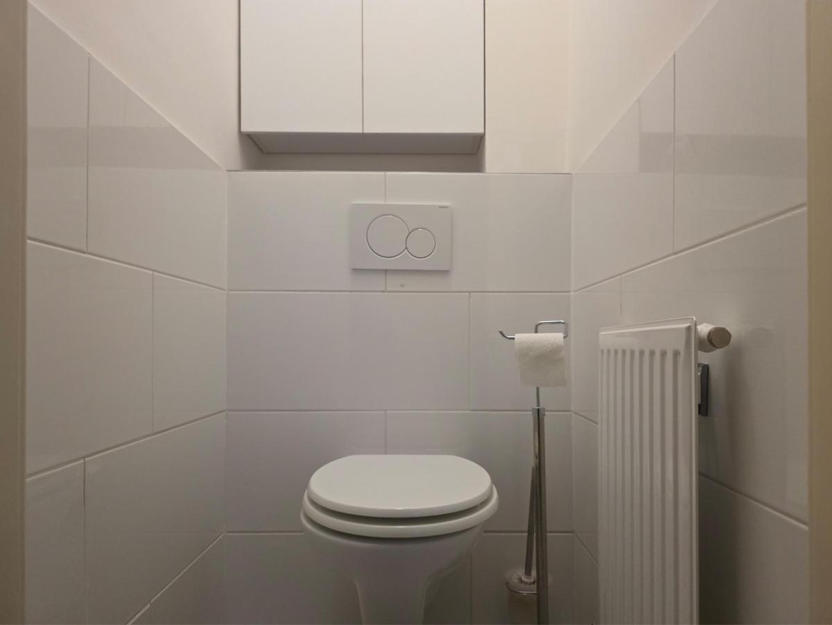 14 ETW 1210 - Toilette