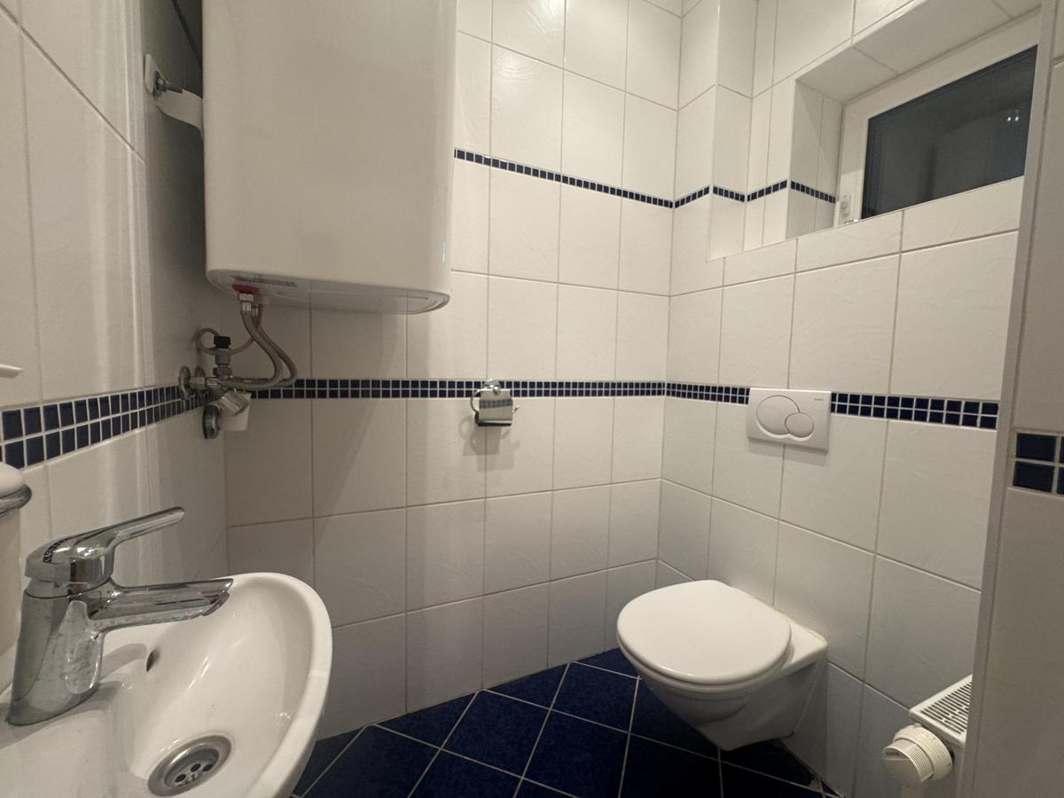 12 Badezimmer