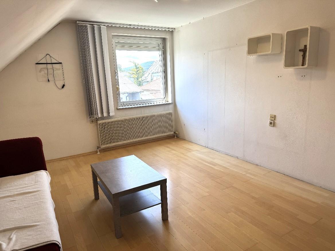 Zimmer 3 OG,