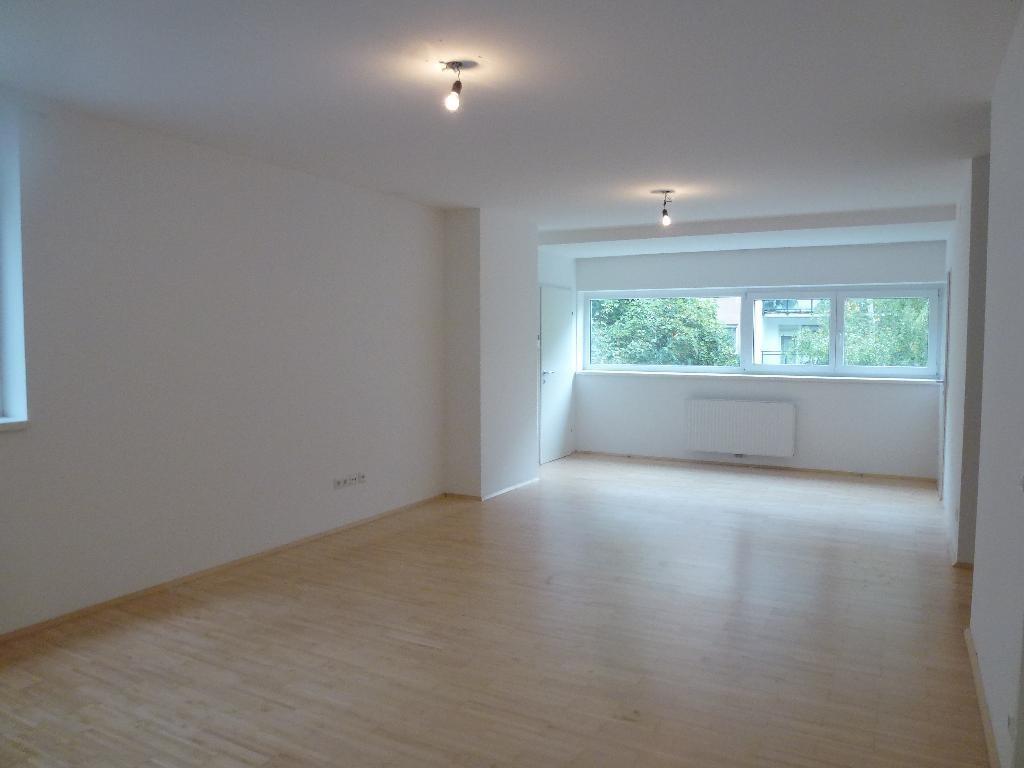 großes Wohnzimmer