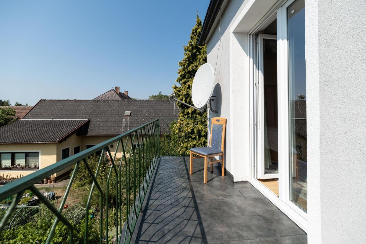 04 Balkon