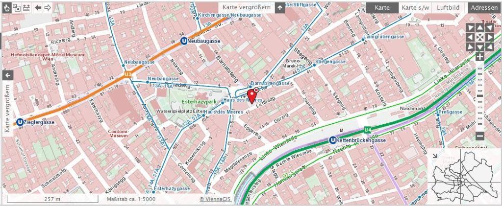 Lageplan mit Öffis