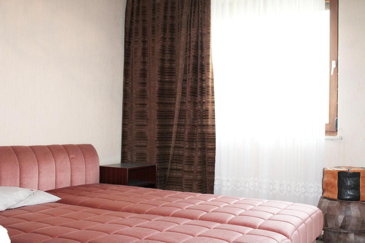 13_EG_Zimmer_1