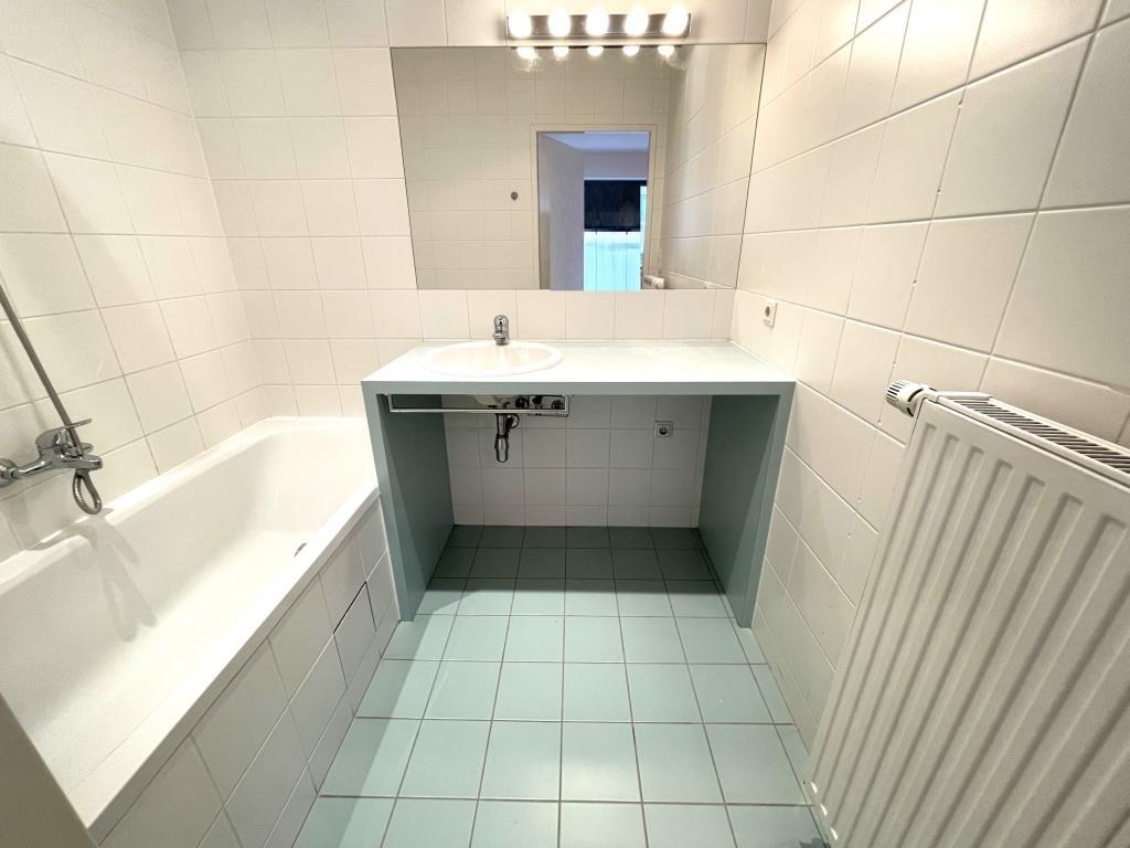 Badezimmer mit Wanne