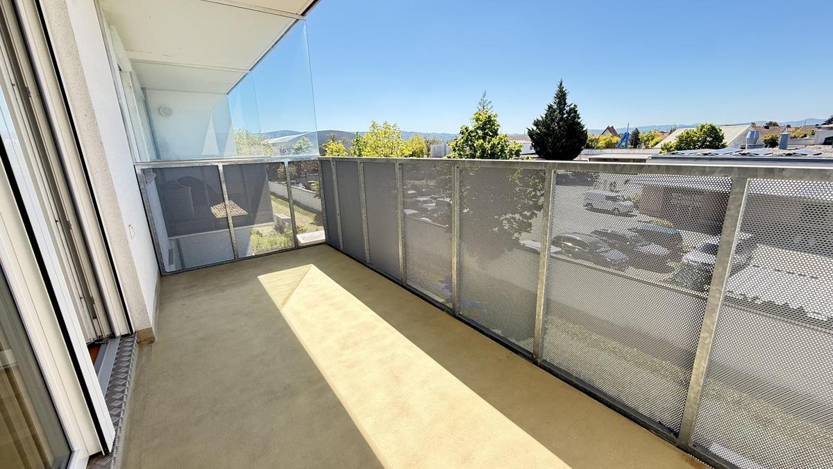 sonnige Außenfläche