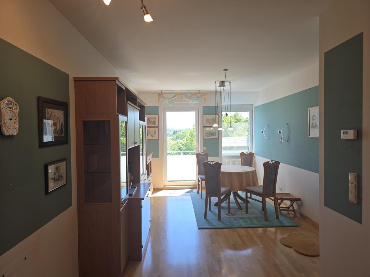 04 ETW 2000 Blick Richtung Balkon