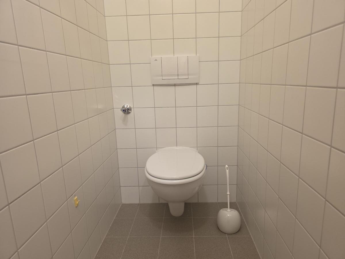 09 ETW 2000 Toilette