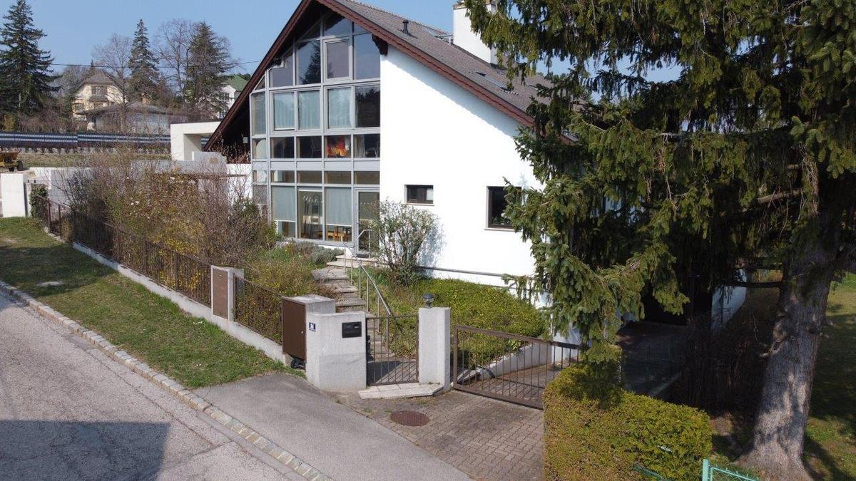 8 Ansicht Strasse