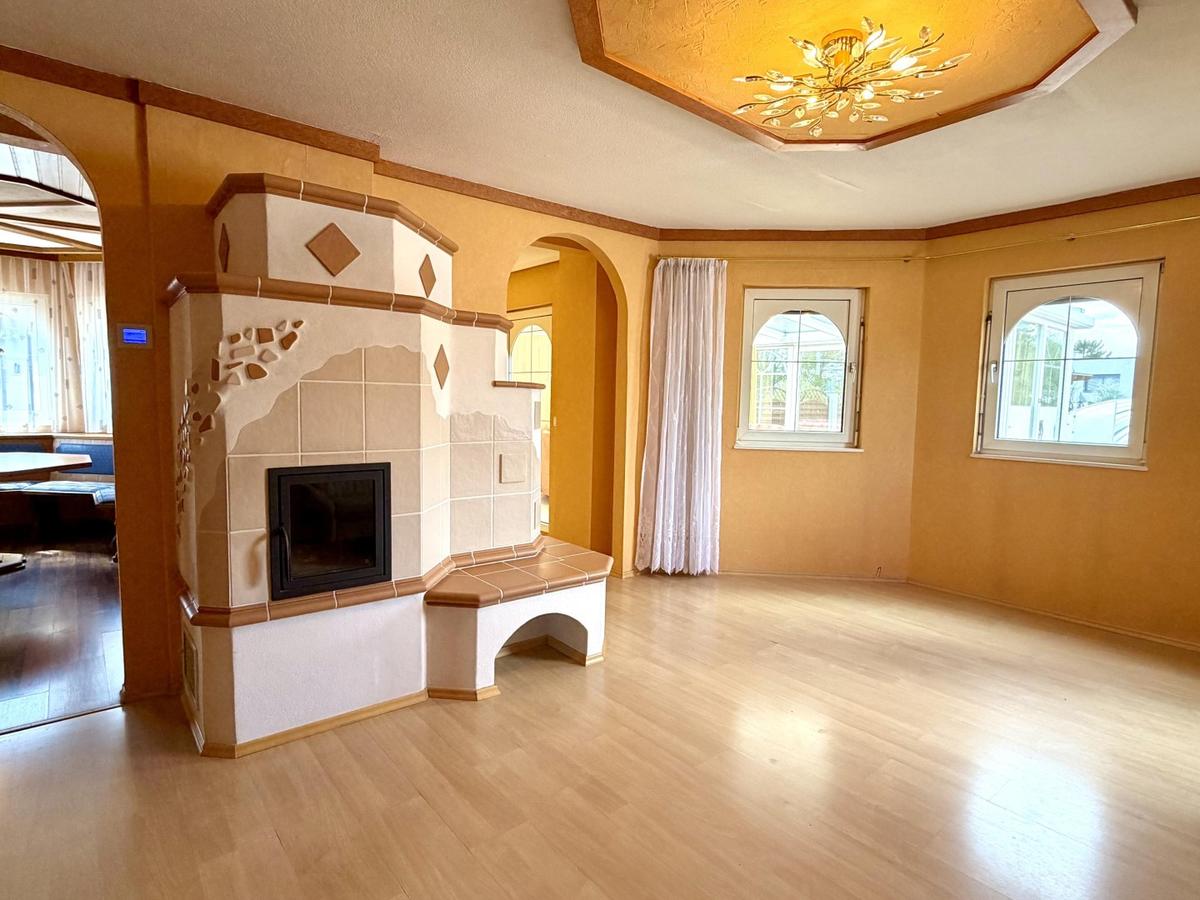 7 WOHNZIMMER