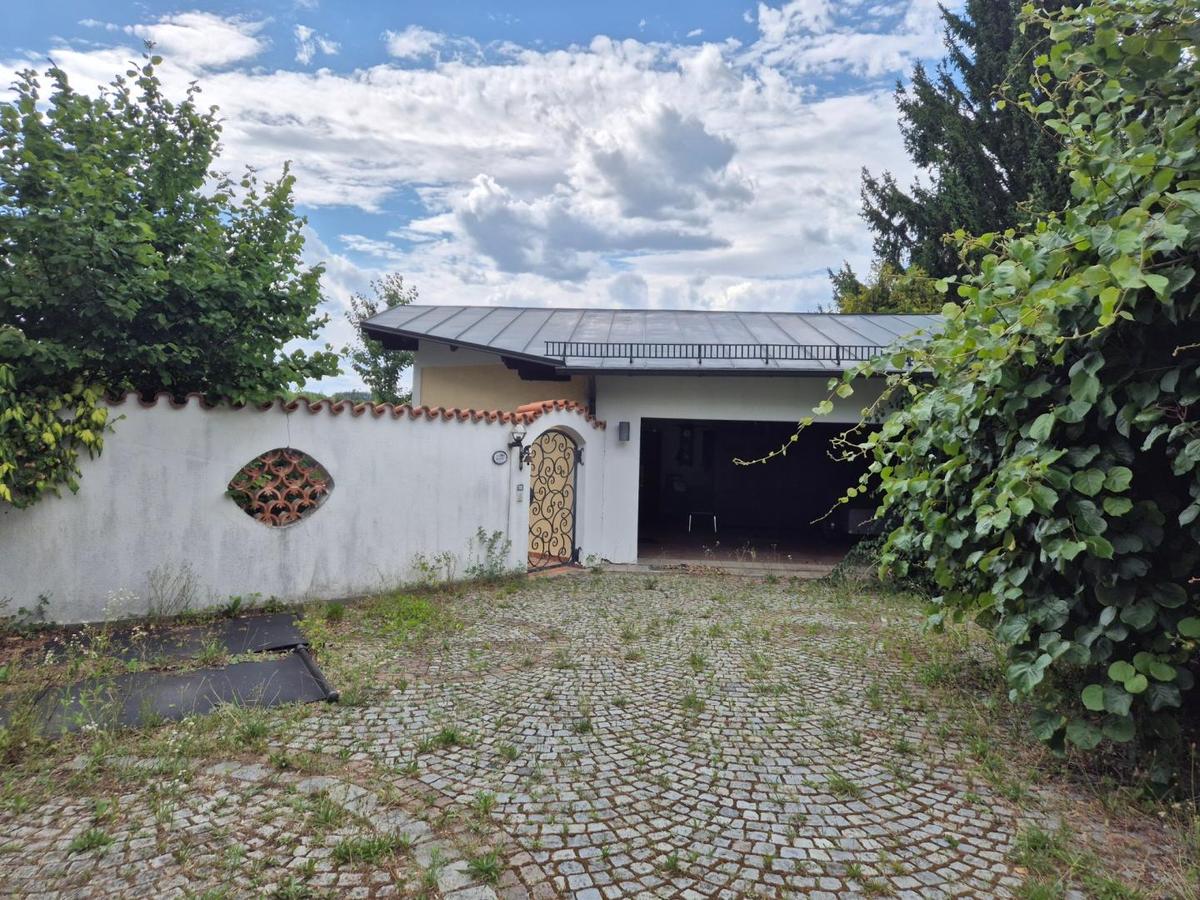 Garage Zufahrt