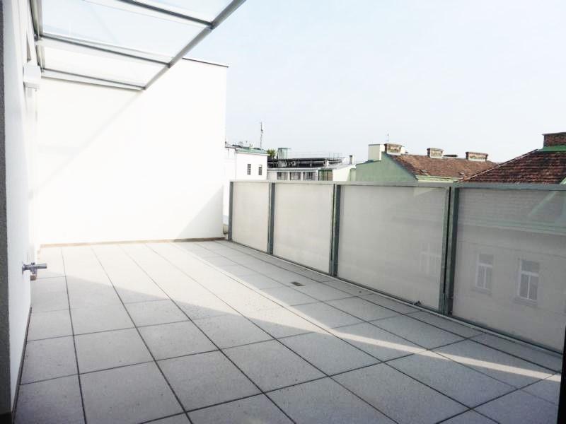 sonnige Terrasse