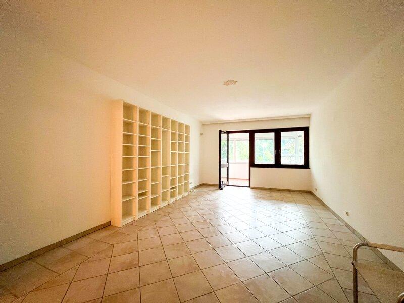 Wohnzimmer mit Loggia