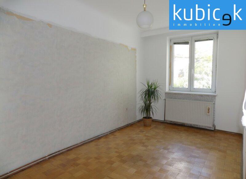 hofseitiges Schlafzimer