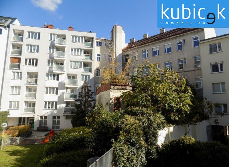 Innenhof Ausblick vom Schlafzimmer